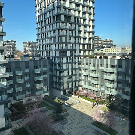 Ferienwohnung Garden Towers Prag Exterior foto